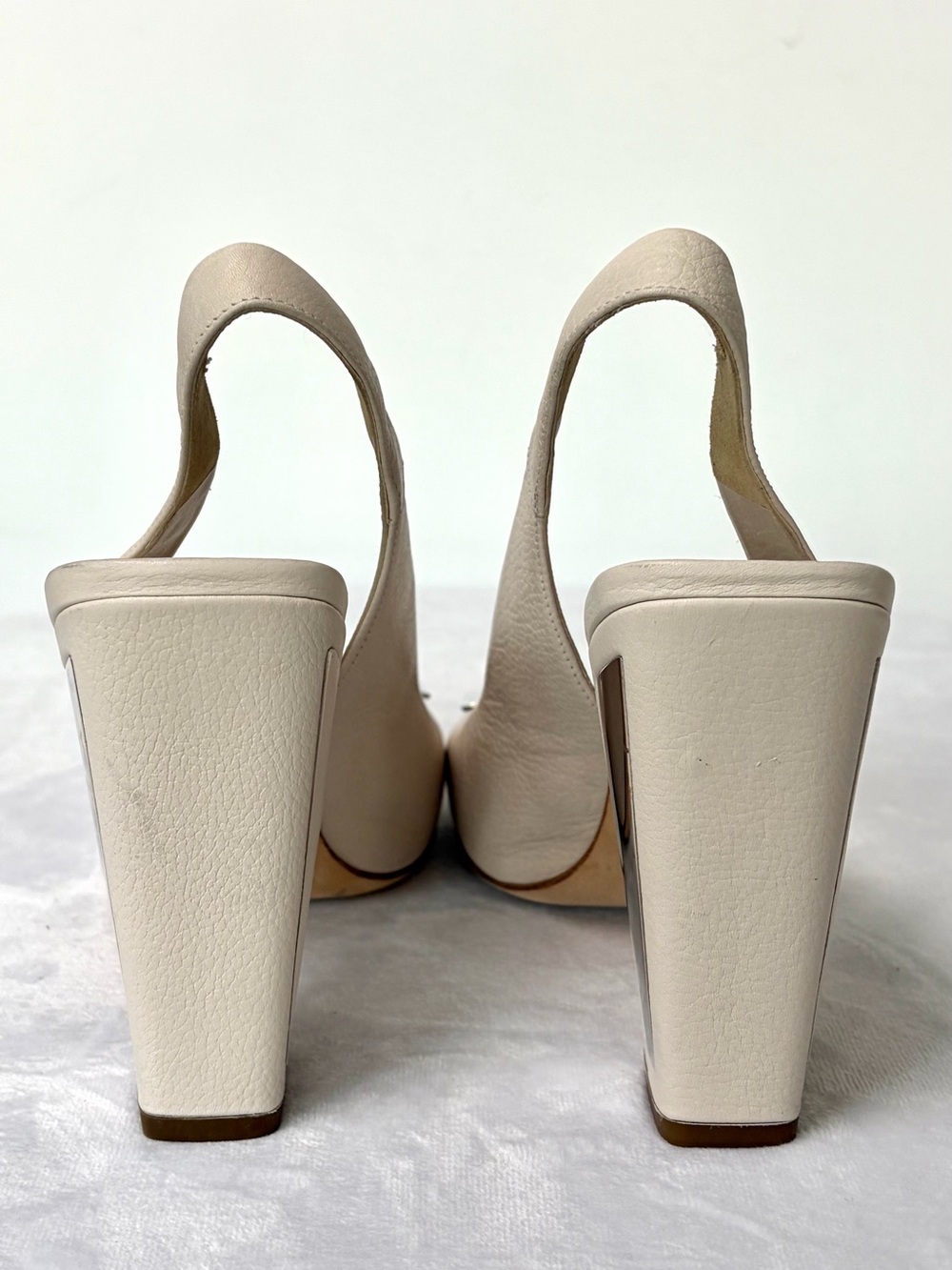 Dior leather slingbacks, block heels, branded metal plate&accents, cream, 37.5 - Picture 4 of 12